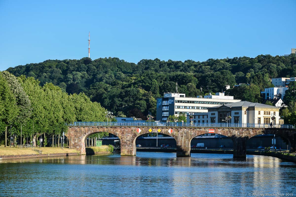 Мост через реку Саар в Саарбрюкене